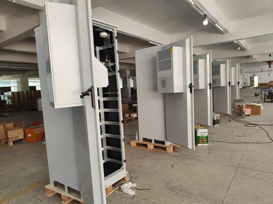 Hệ thống điện viễn thông 48V 36KW tùy chỉnh với tủ năng lượng mặt trời