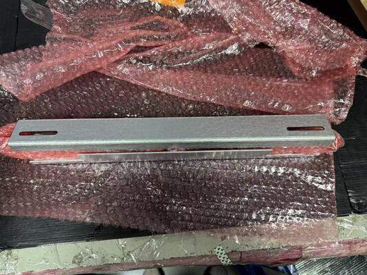 Hệ thống biến tần DC sang AC CE+T Bravo 25 1 pha 110Vdc sang 230Vac 6KVA P/N S62AD5E0204SN000K001